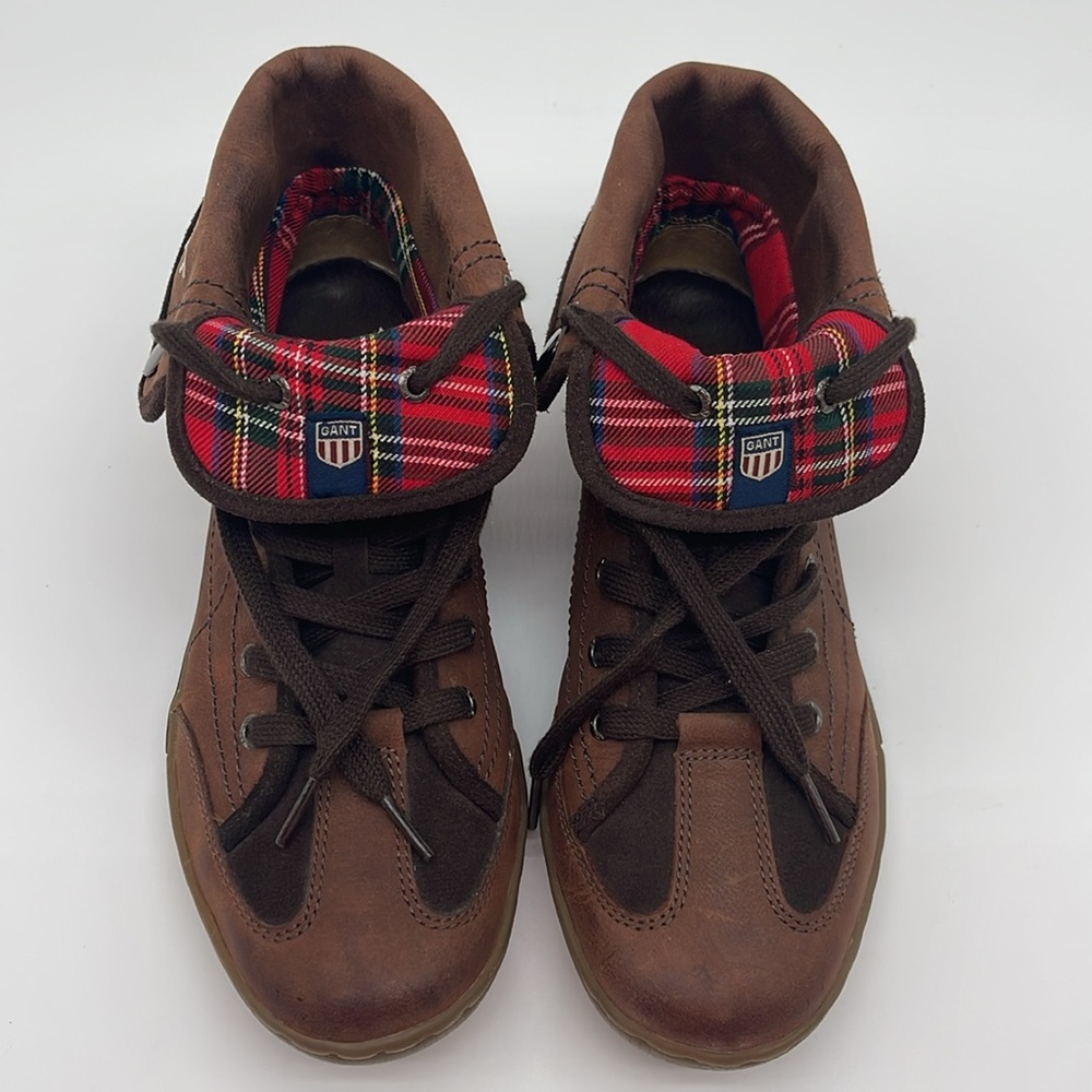Gant Footwear Men’s Leather Lace-Up Chukka Boots 9
